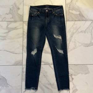 JUST USA size 28 Women’s Slim Fit Jeans Distressed Length 25” Dark Wash